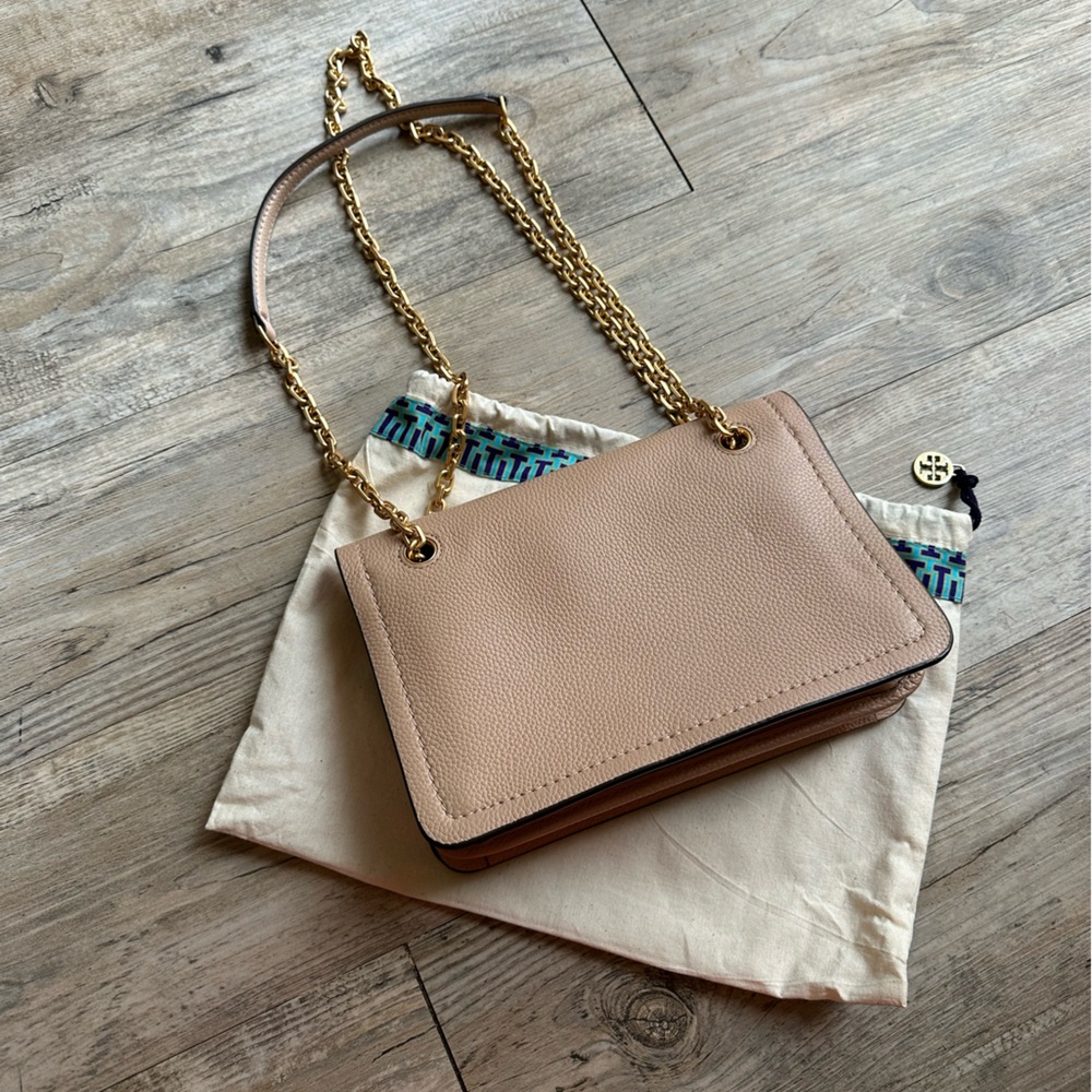 Tory Burch Carson Convertible Leather Crossbody Bag I… Gem